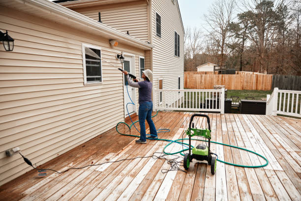 Fence Pressure Washing in Gainesville, VA